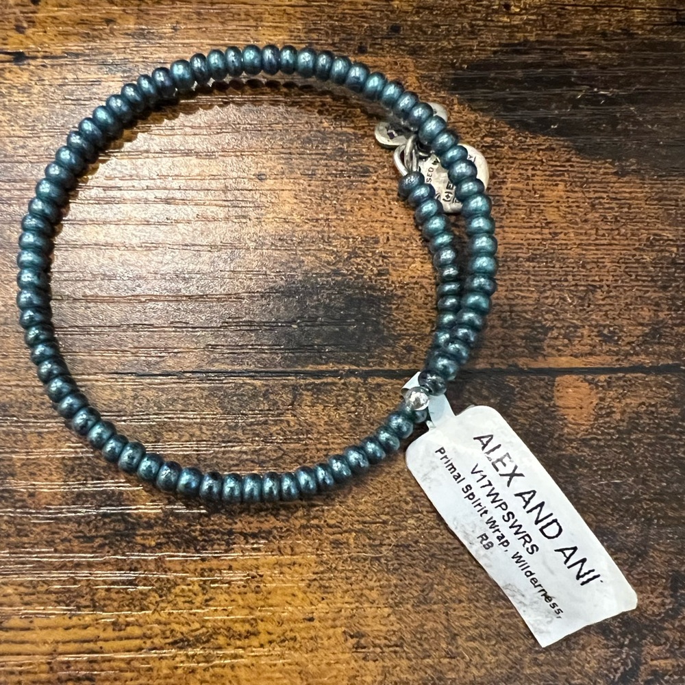 NWT Alex and Ani Beaded Bangle